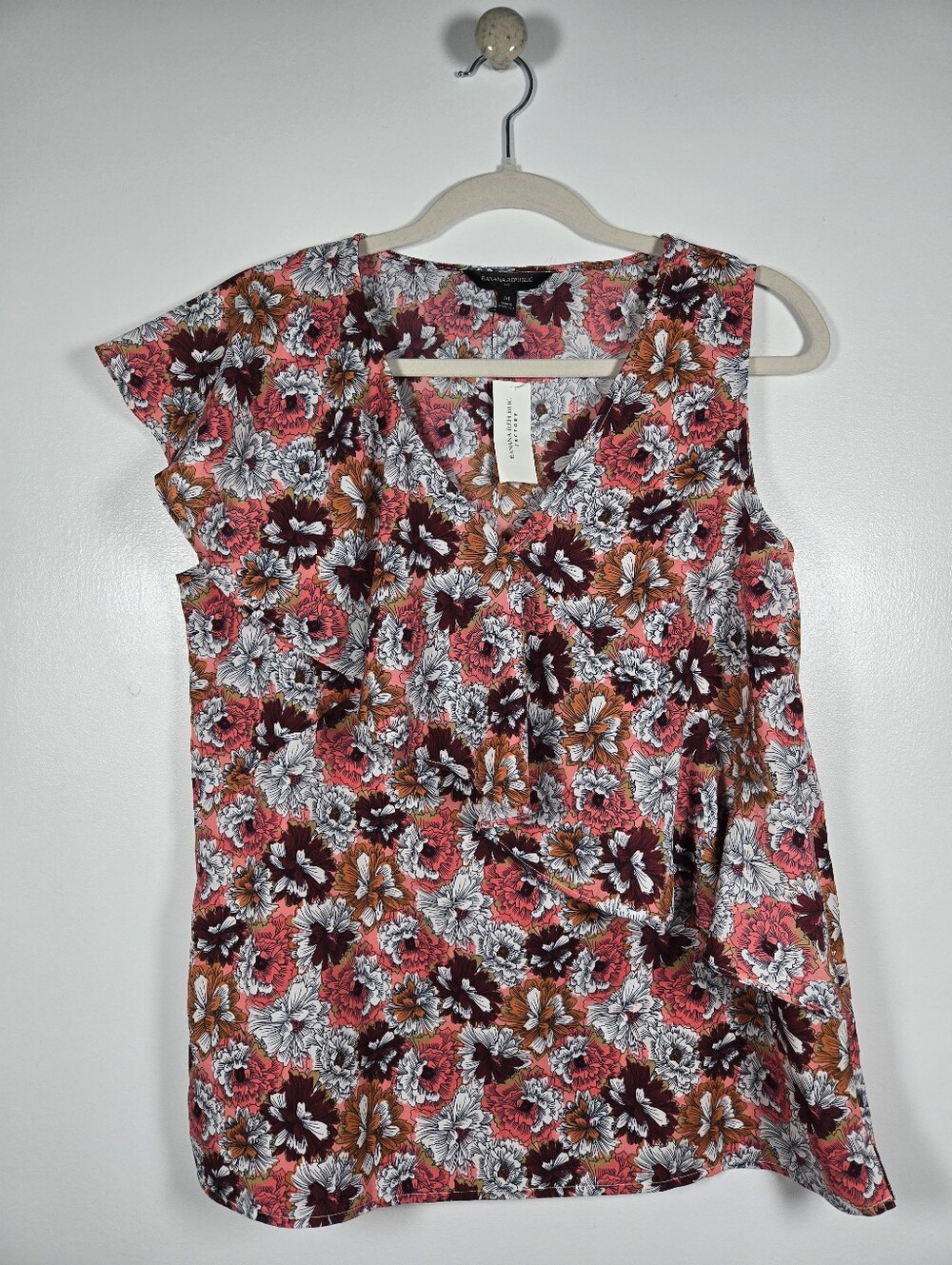 NEW Banana Republic Floral Ruffle Drape Sleeveless Blouse Top Size Medium